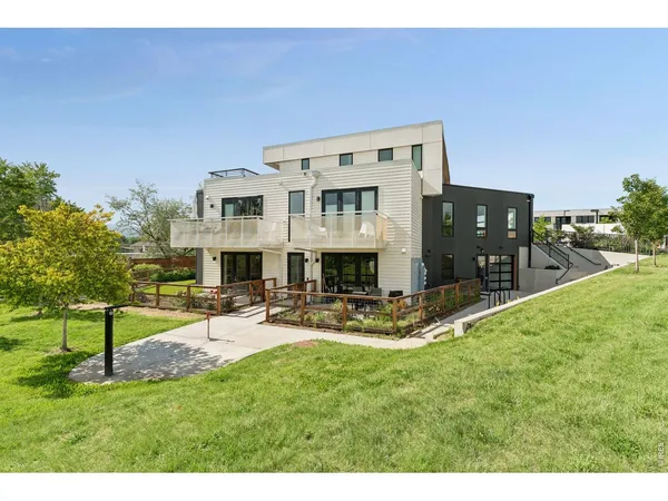 $564,000 | 3261 Airport Road, Unit 102, Boulder, CO 80301