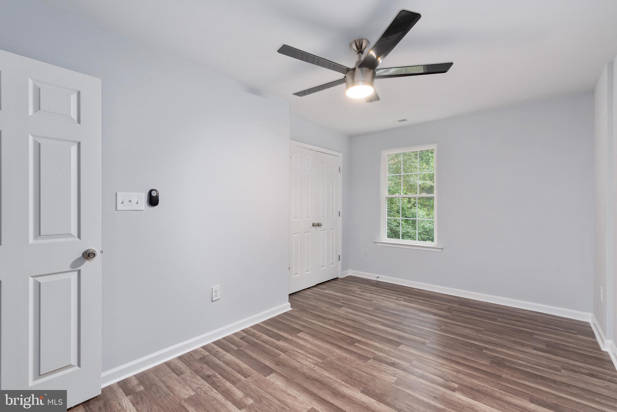 8261 Old Mill Road Pasadena, MD 21122 - Photo 24 of 40
