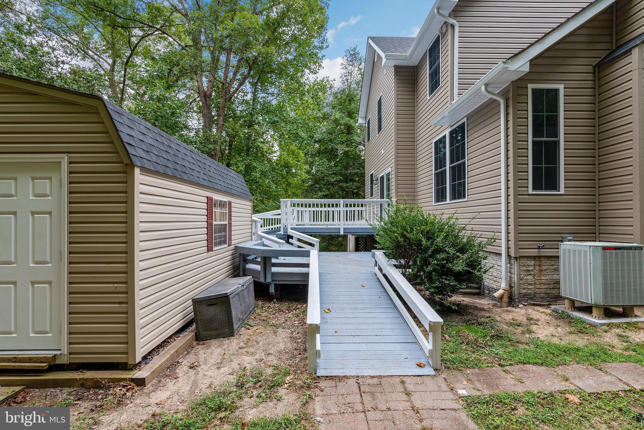 8261 Old Mill Road Pasadena, MD 21122 - Photo 34 of 40