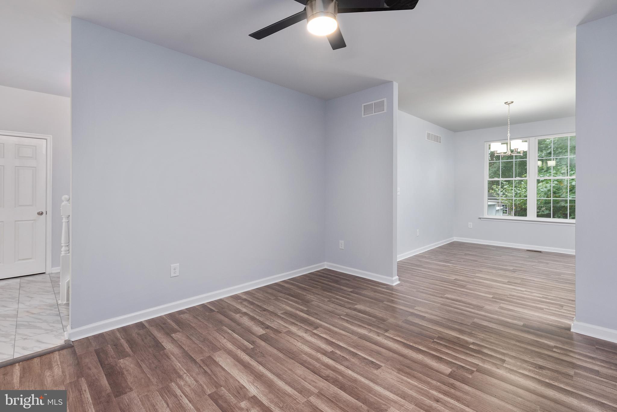 8261 Old Mill Road Pasadena, MD 21122 - Photo 8 of 40