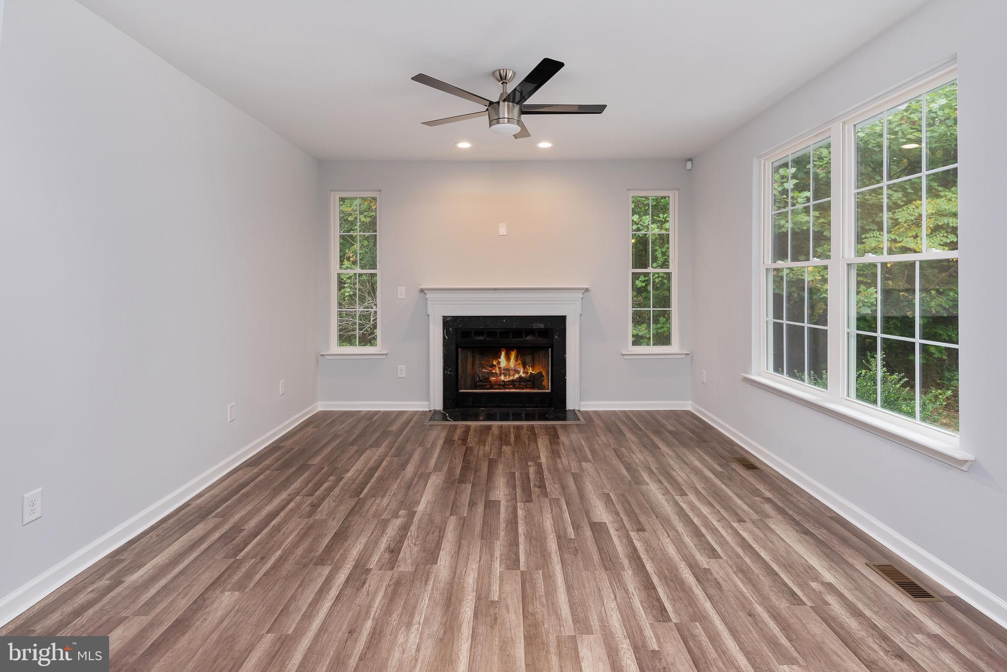 8261 Old Mill Road Pasadena, MD 21122 - Photo 9 of 40