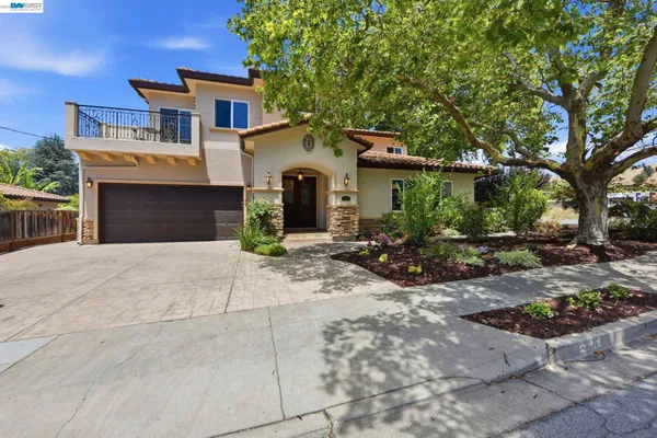 $3,488,888 | 307 Dana Street, Fremont, CA 94539