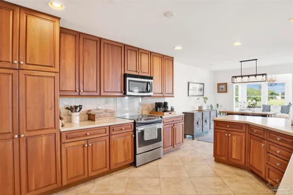 $522,500 | 1110 Lionsgate Lane, Gulf Breeze, FL 32563