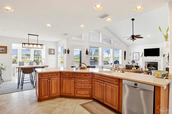 $522,500 | 1110 Lionsgate Lane, Gulf Breeze, FL 32563