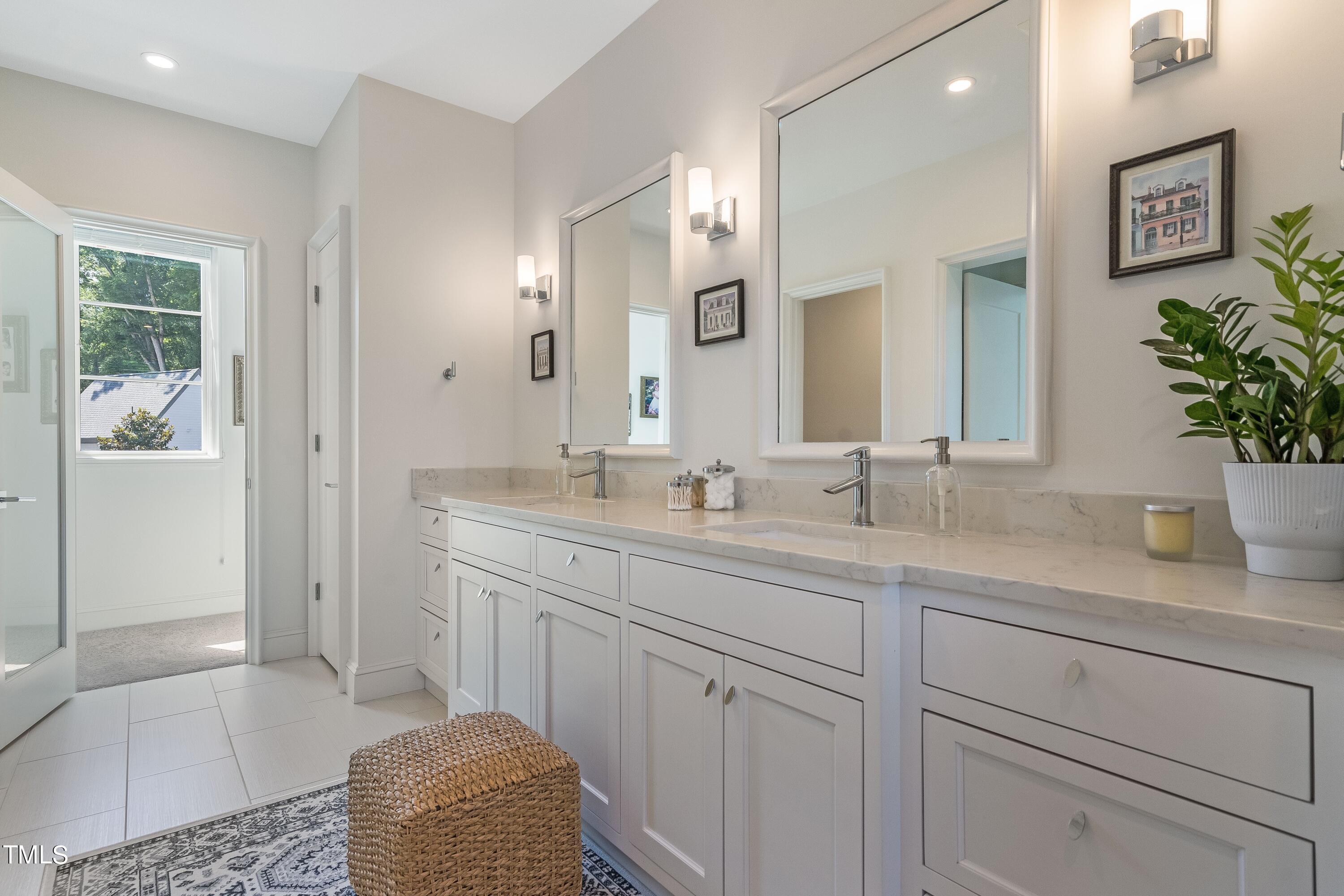 833 Woodburn Road Raleigh, NC 27605 - Photo 18 of 34 Primary Bath
