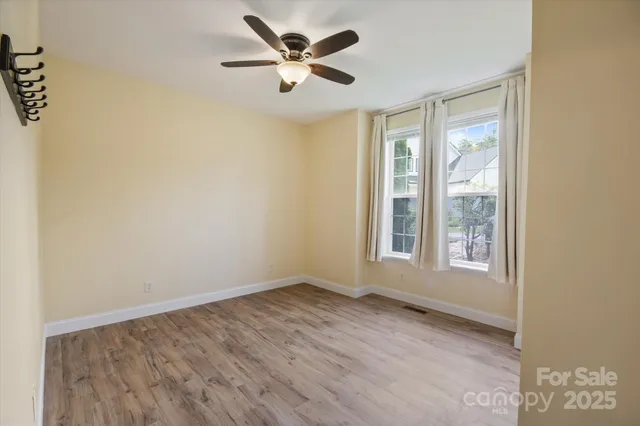 $599,900 | 30 Linn Garden Lane, Swannanoa, NC 28778