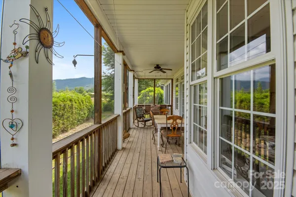 $599,900 | 30 Linn Garden Lane, Swannanoa, NC 28778