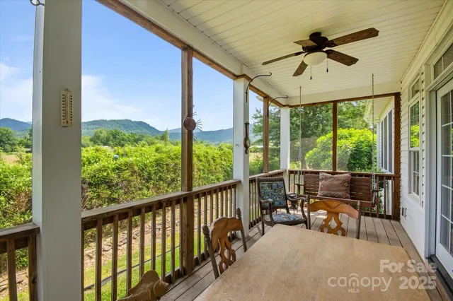 $599,900 | 30 Linn Garden Lane, Swannanoa, NC 28778