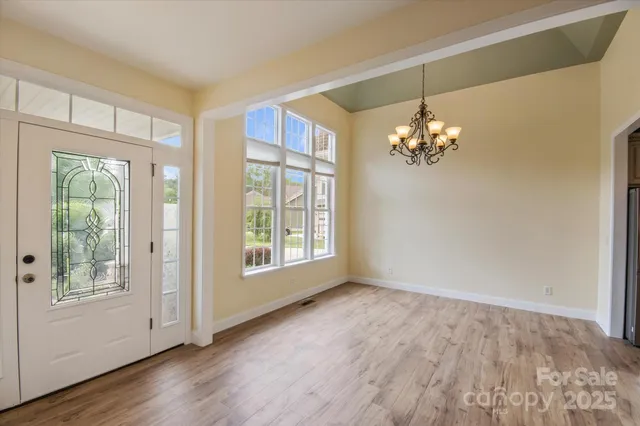 $599,900 | 30 Linn Garden Lane, Swannanoa, NC 28778