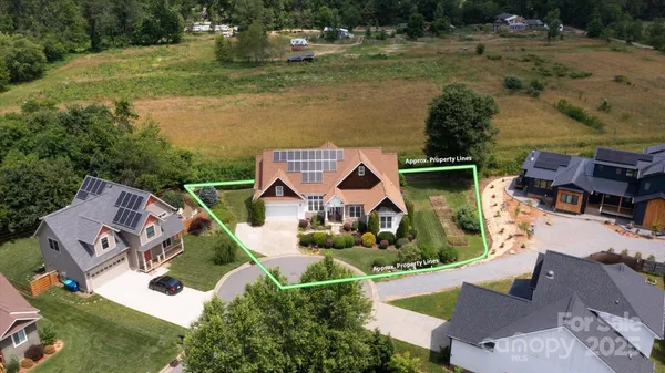 $599,900 | 30 Linn Garden Lane, Swannanoa, NC 28778