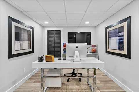 $1,395,000 | 102 Cairn Ridge Road, Falmouth, MA 02536