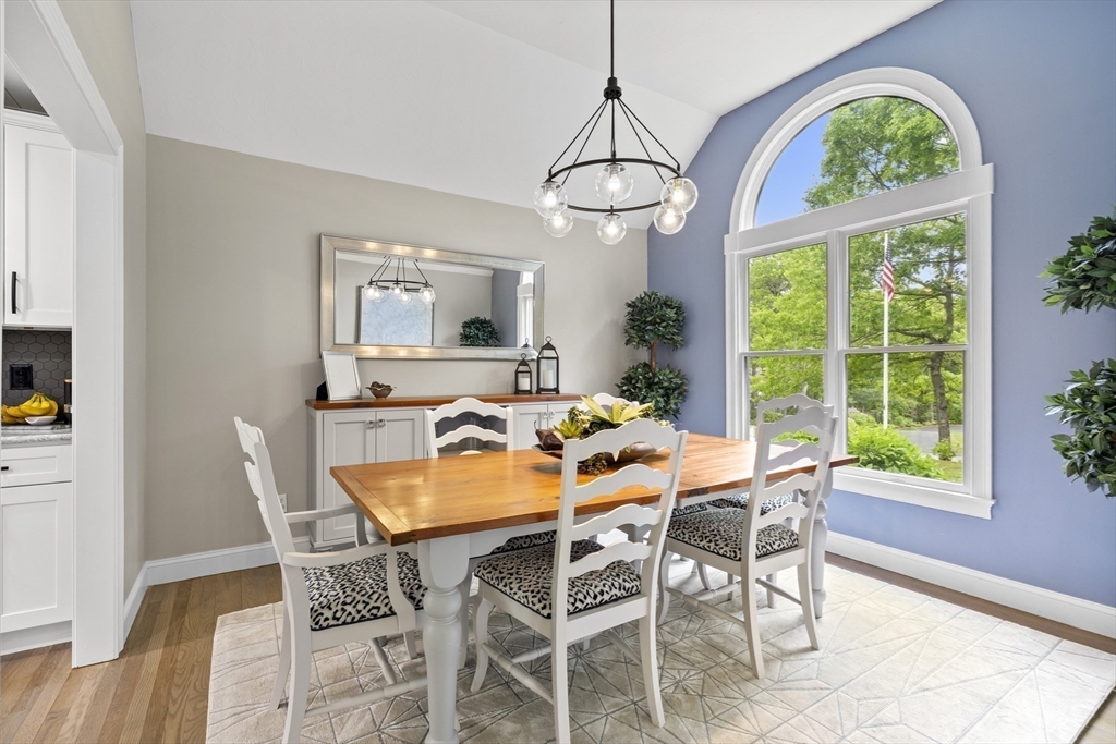 102 Cairn Ridge Road Falmouth, MA 02536 - Photo 8 of 38