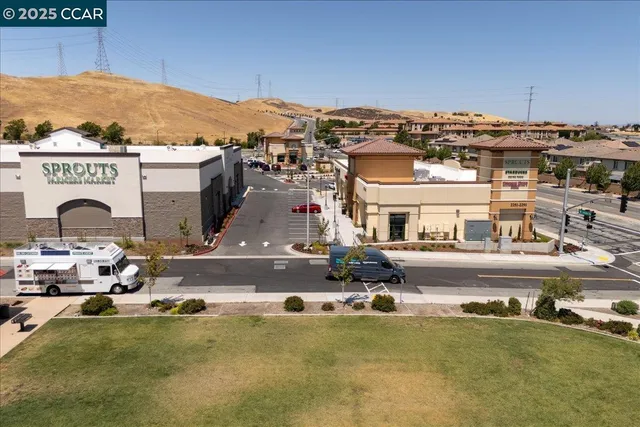 $4,250 | 300 Hideaway Lane, Pittsburg, CA 94565