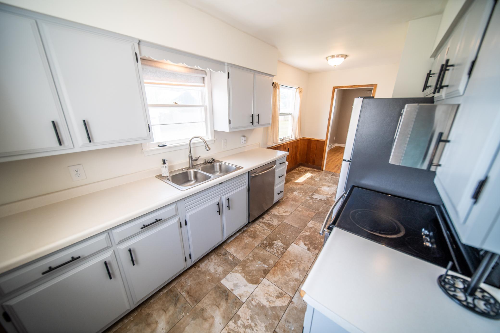 1111 13th Avenue Northeast Rochester, MN 55906 - Photo 22 of 37