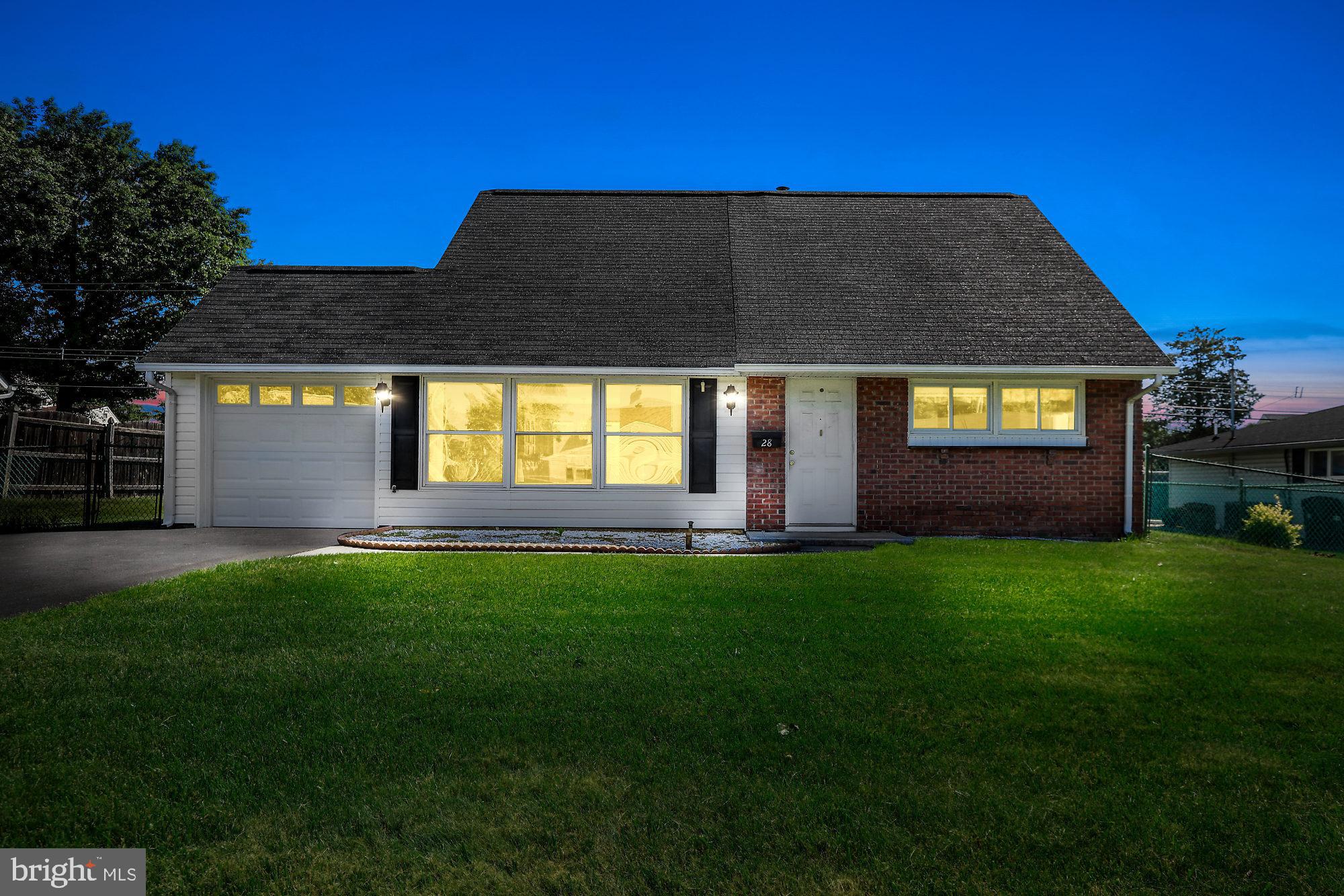 28 Hybrid Road Levittown, PA 19056 - Photo 1 of 28 Gallery Image 1