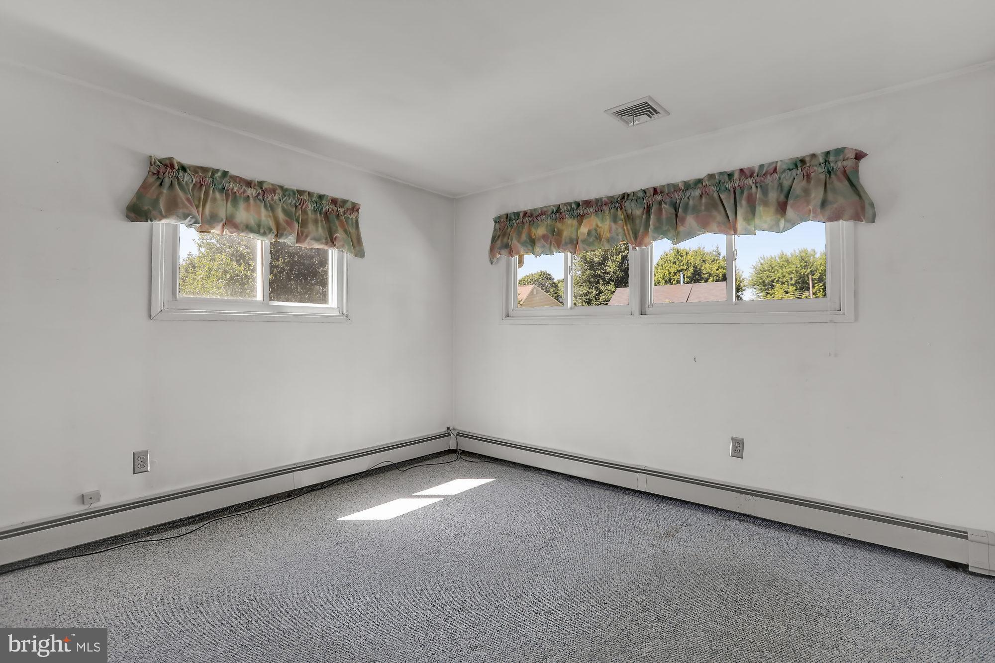 28 Hybrid Road Levittown, PA 19056 - Photo 16 of 28 Gallery Image 16