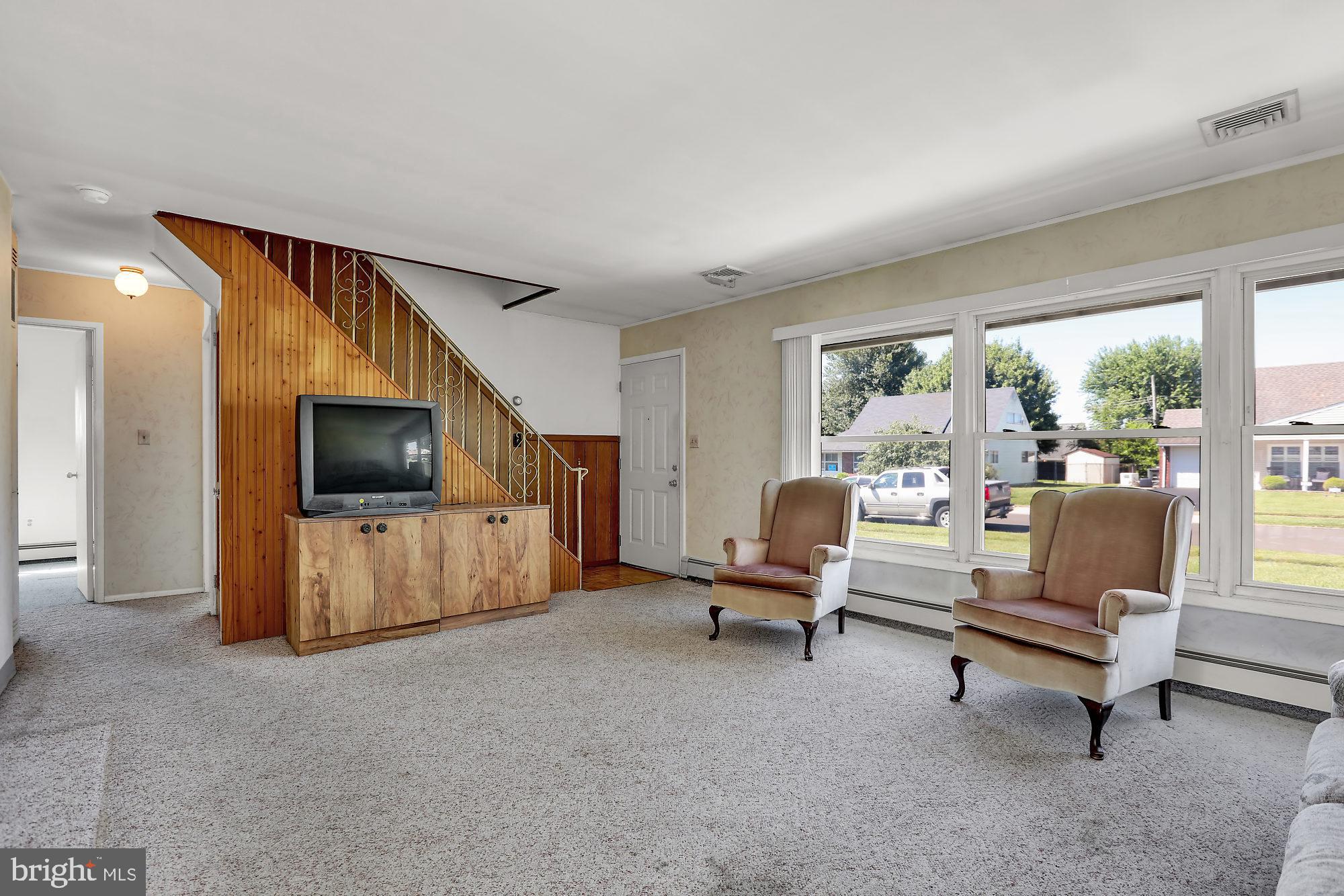 28 Hybrid Road Levittown, PA 19056 - Photo 5 of 28 Gallery Image 5