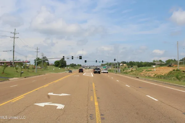 $1,750,000 | 5427 Highway 305, Olive Branch, MS 38654