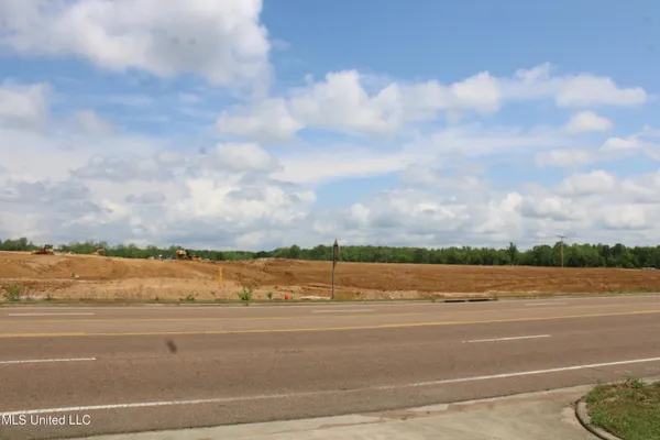 $1,750,000 | 5427 Highway 305, Olive Branch, MS 38654