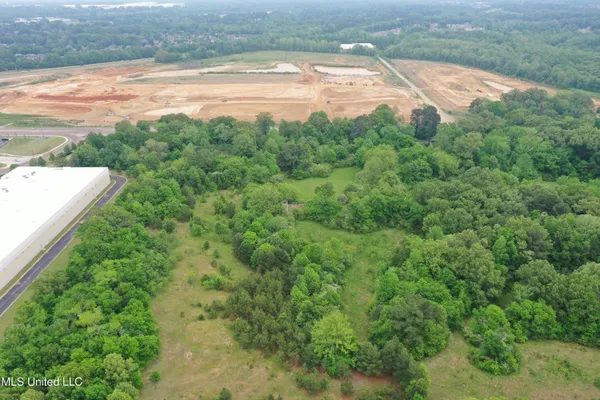 $1,750,000 | 5427 Highway 305, Olive Branch, MS 38654