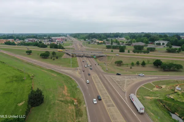 $1,750,000 | 5427 Highway 305, Olive Branch, MS 38654