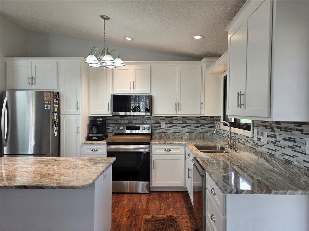 2703 Brookville Place Decatur, IL 62521 - Photo 9 of 32 Gallery Image 9
