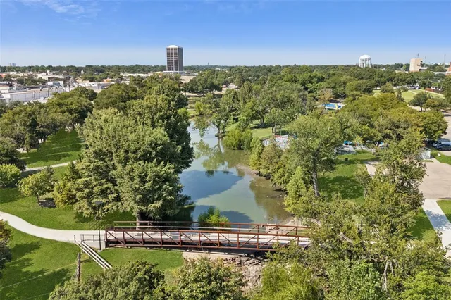 a view of a lake with a house