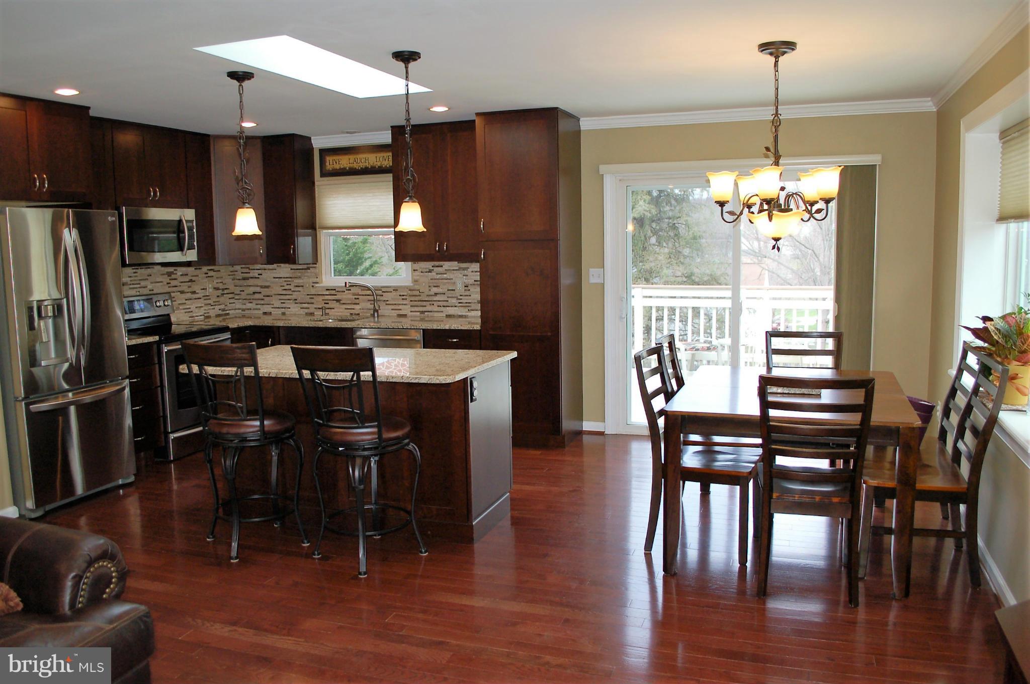 24034 Bush Hill Road Gaithersburg, MD 20882 - Photo 6 of 29 Kitchen