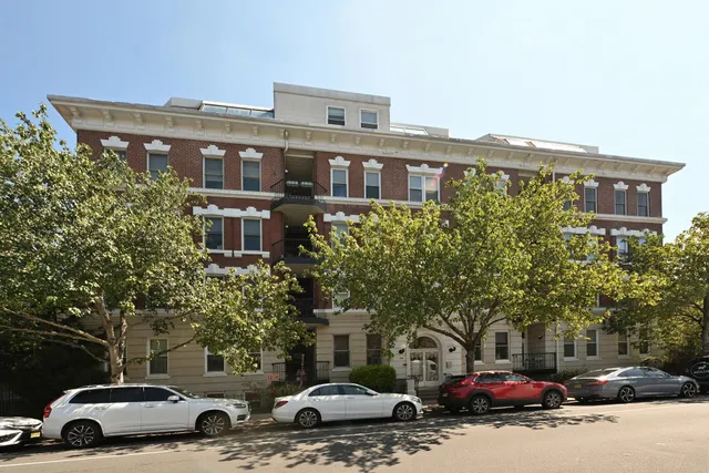 $369,000 | 54 Magnolia Avenue, Unit 15, Jersey City, NJ 07306