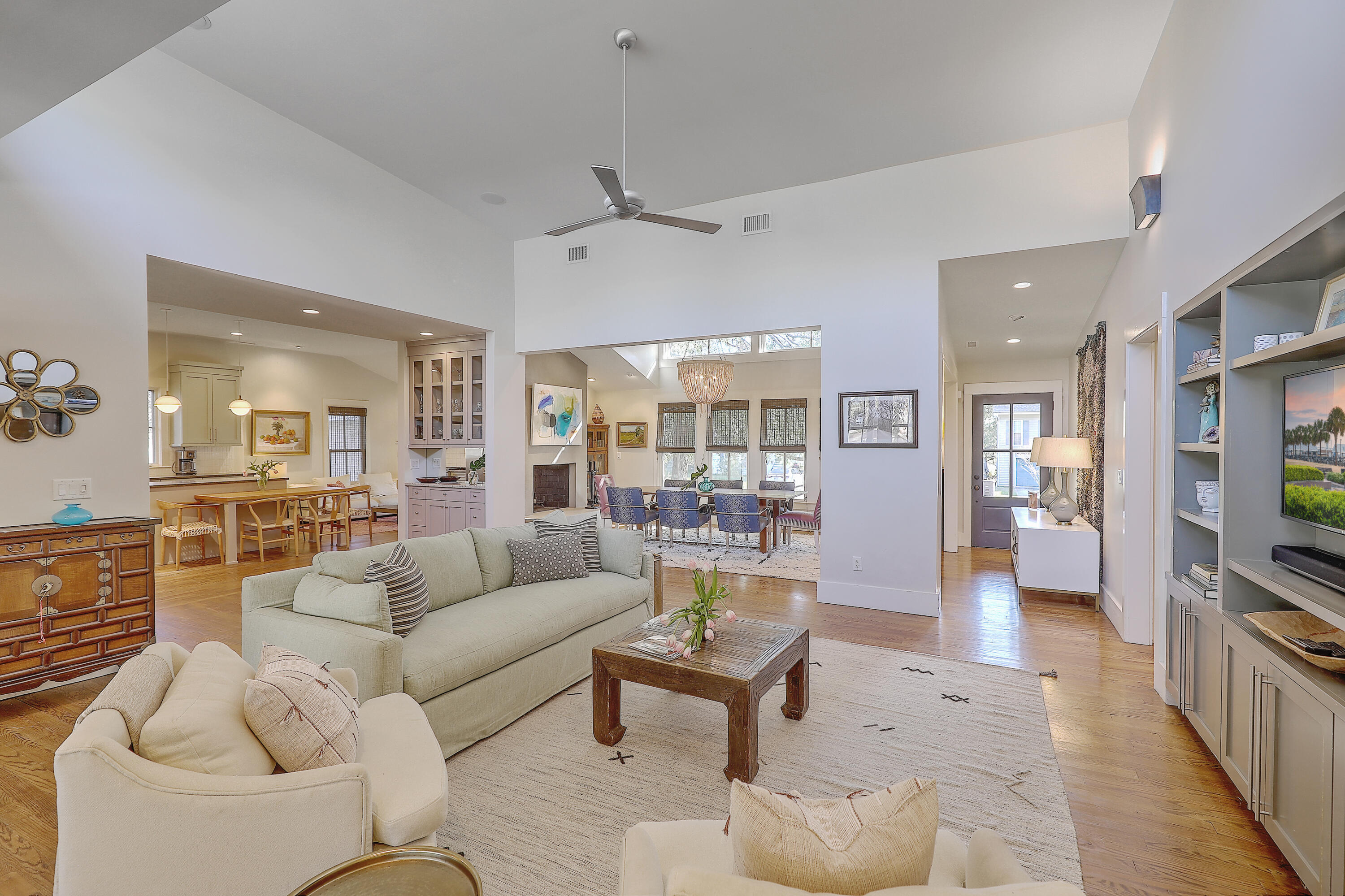 278 Palm Street Mount Pleasant, SC 29464 - Photo 2 of 34 1R3A4396_397_398_399_400_401_402