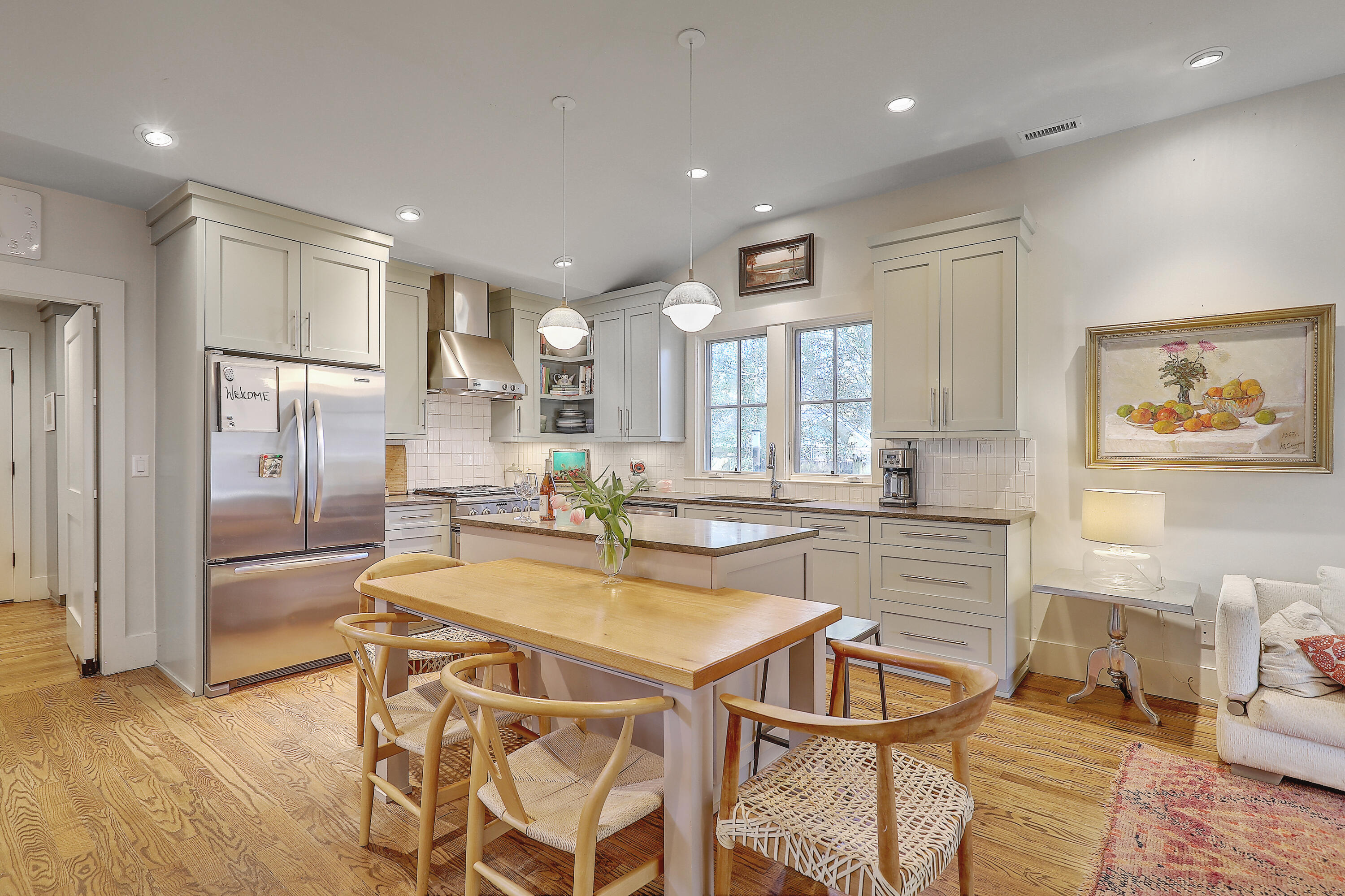 278 Palm Street Mount Pleasant, SC 29464 - Photo 9 of 34 1R3A4186_87_88_89_90_91_92