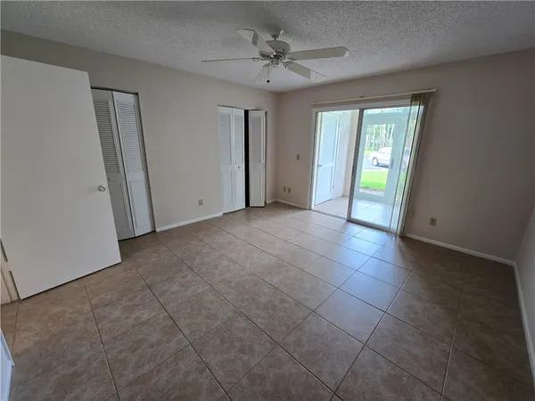 $1,300 | 19 Vista Gdns Trail, Unit 104, Vero Beach, FL 32962