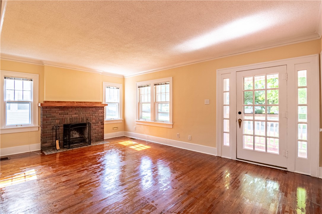 1634 Riverview Avenue Decatur, IL 62522 - Photo 5 of 24