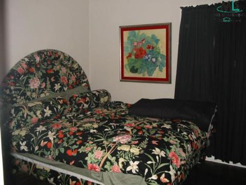729 Barrington Road Detroit, MI 48215 - Photo 7 of 9 709321-6.JPG