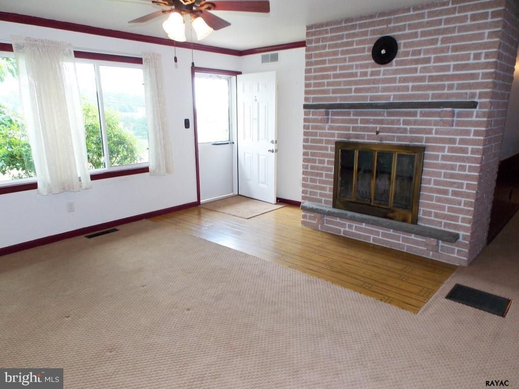 4888 Walters Hatchery Road Spring Grove, PA 17362 - Photo 3 of 30