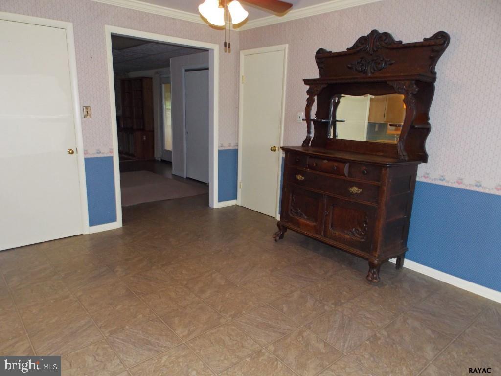 4888 Walters Hatchery Road Spring Grove, PA 17362 - Photo 7 of 30