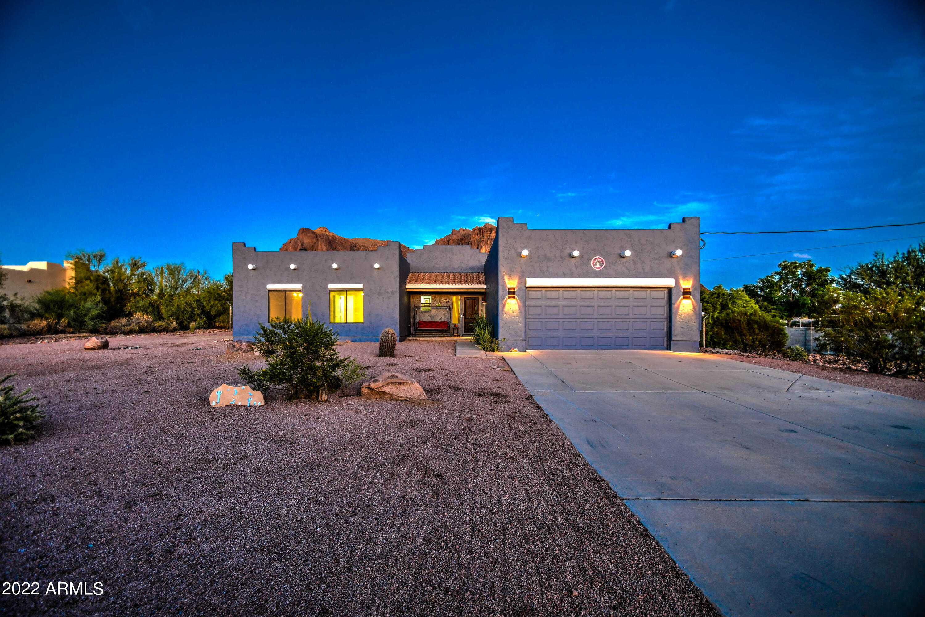 2733 North Val Vista Road Apache Junction, AZ 85119 - Photo 99 of 106 TWILIGHT 52