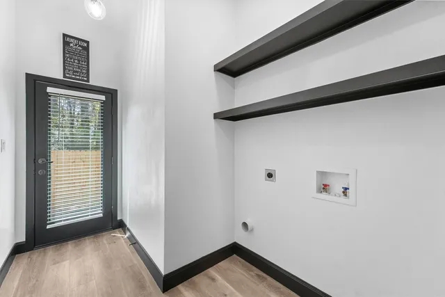 $198,500 | 210 Canary Street, Point Blank, TX 77364