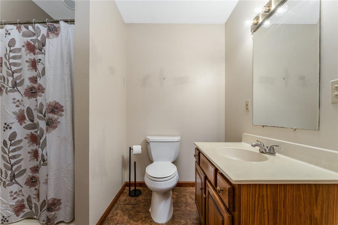 465 Raubsville Road Easton, PA 18042 - Photo 39 of 60 Functional full bathroom with a spacious vanity and ample lighting.