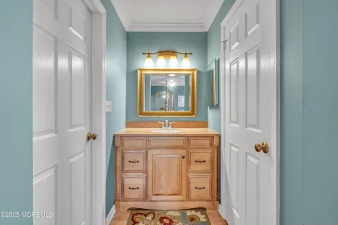 $325,000 | 2 Weybridge Place, Manchester Township, NJ 08759