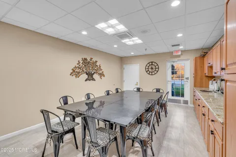 $325,000 | 2 Weybridge Place, Manchester Township, NJ 08759