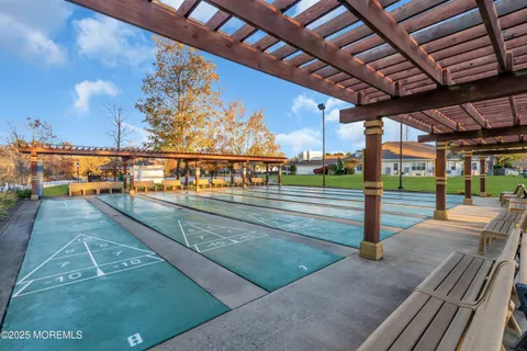 $325,000 | 2 Weybridge Place, Manchester Township, NJ 08759