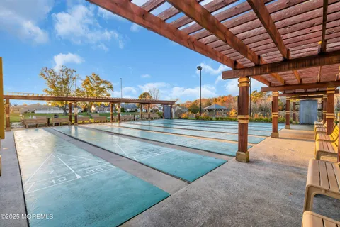 $325,000 | 2 Weybridge Place, Manchester Township, NJ 08759