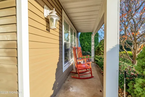 $325,000 | 2 Weybridge Place, Manchester Township, NJ 08759