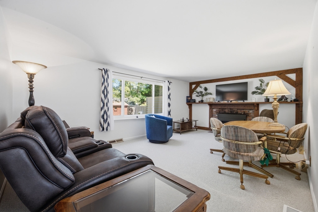 179 Sheaffer Road Barnstable, MA 02632 - Photo 13 of 33