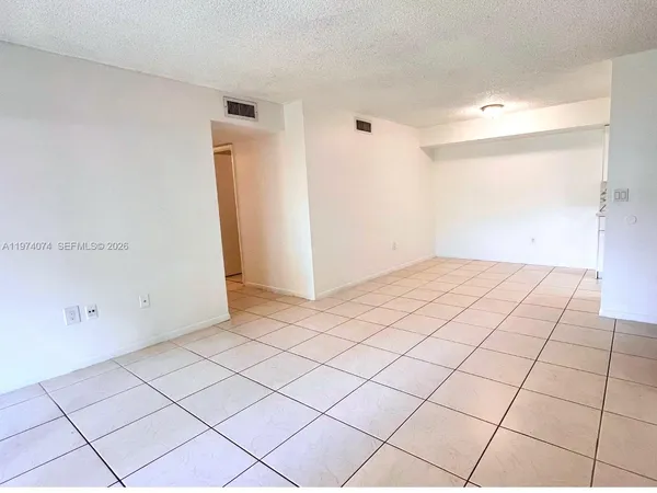$2,550 | 8911 Southwest 123rd Court, Unit 101, Miami, FL 33186
