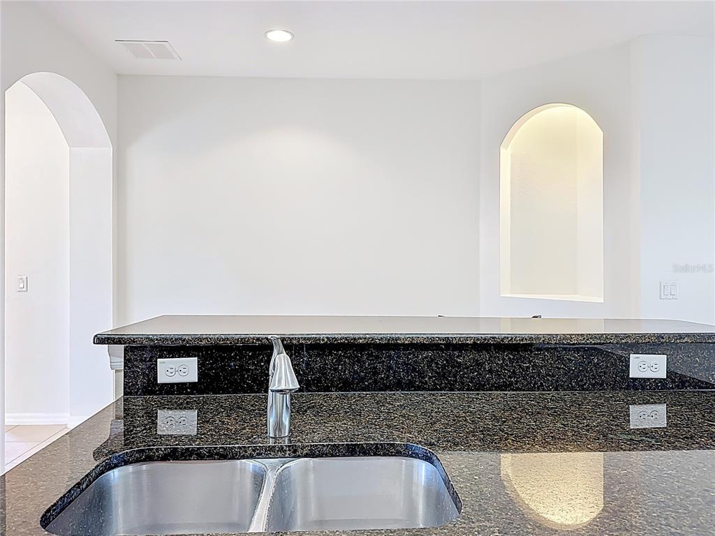 1415 Ellis Fallon Loop Oviedo, FL 32765 - Photo 29 of 75