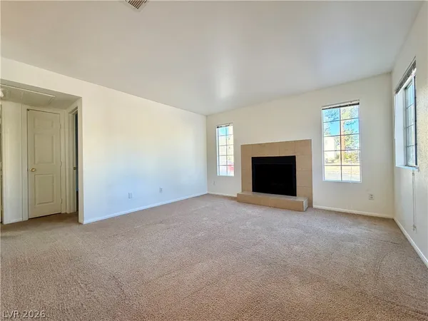 $1,075 | 2704 Aarondavid Drive, Unit B, Las Vegas, NV 89121