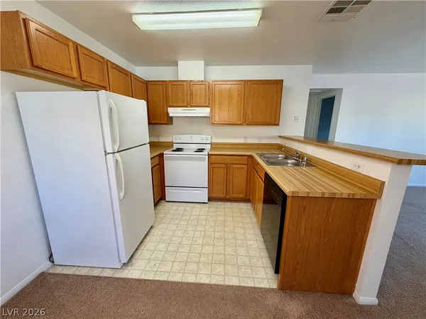 $1,075 | 2704 Aarondavid Drive, Unit B, Las Vegas, NV 89121