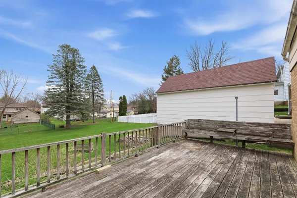 $215,000 | 612 West Mackie Street, Beaver Dam, WI 53916